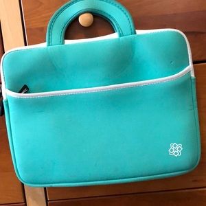 Teal chrome book pouch.